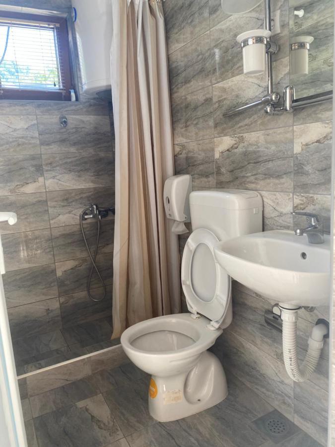Apartman Sastavci